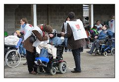 Bénévoles de l’Ordre de Malte France auprès de personnes handicapées