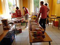 51 distribution nourriture aout2012