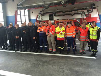 Remerciements Cazeneuve secouristes attentats nov2015