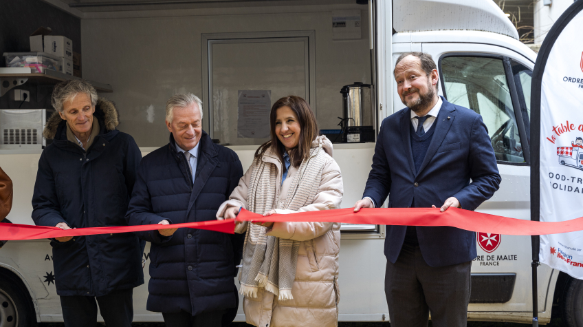 food-trucks-au-service-des-plus-démunis