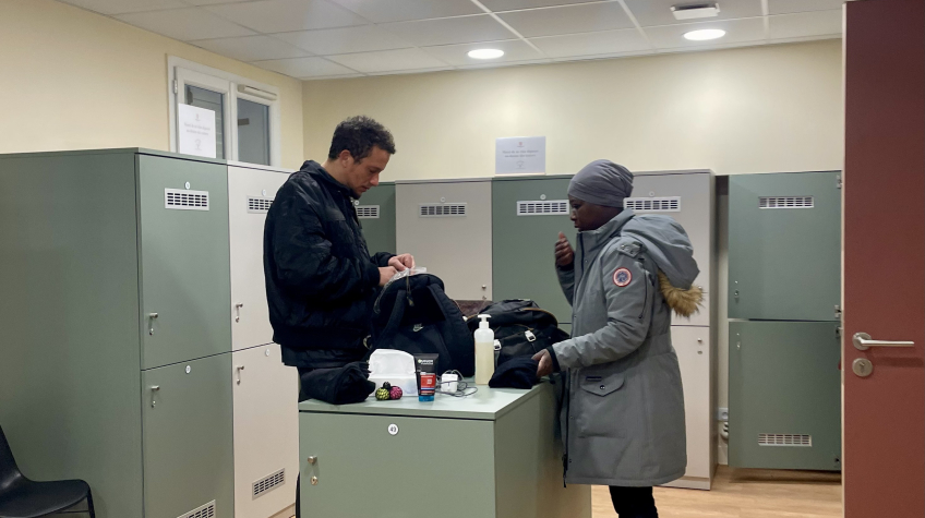 nouvelle-bagagerie-solidaire-pour-les-sans-abri-a-Paris